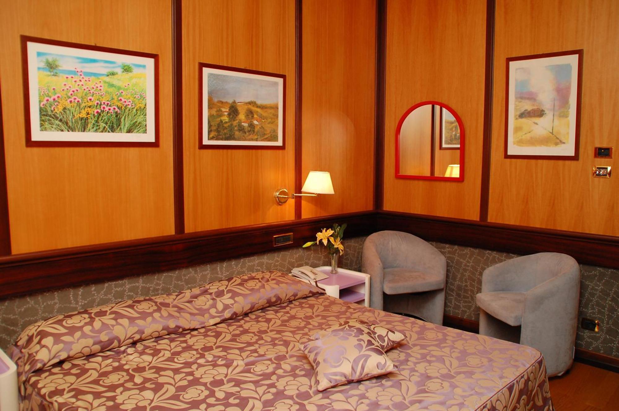 Benny Hotel Catanzaro Ngoại thất bức ảnh