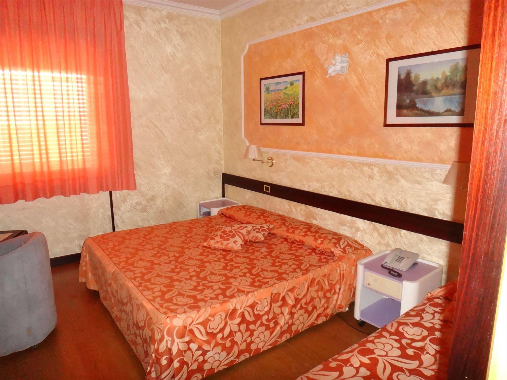 Benny Hotel Catanzaro Ngoại thất bức ảnh